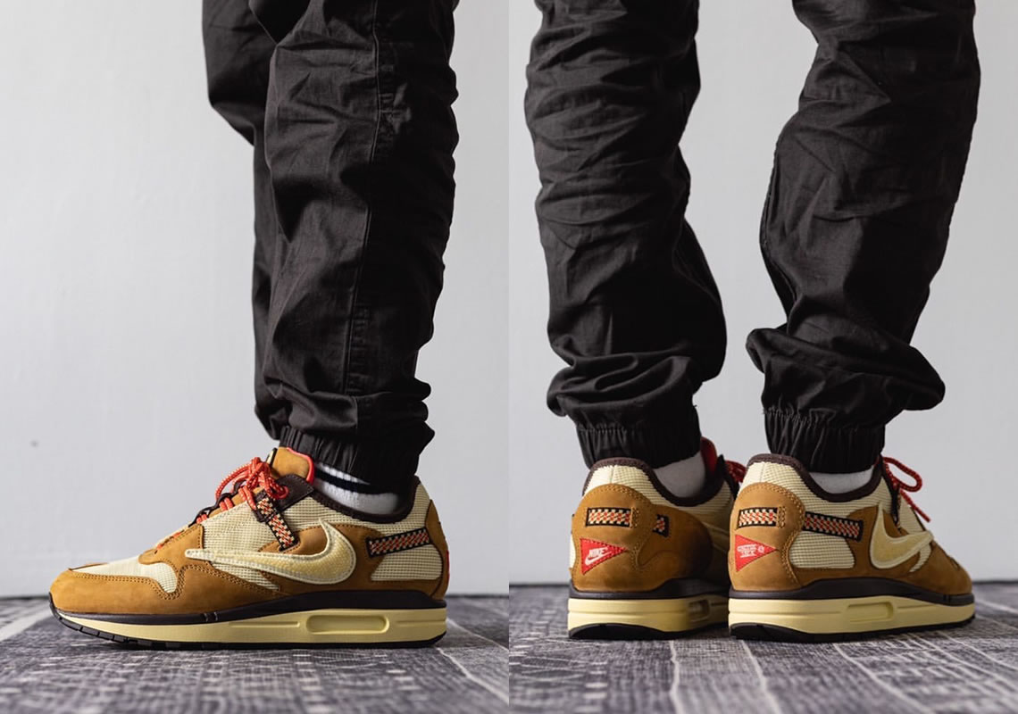 Travis Scott Nike Air Max 1 Wheat Do9392 On Feet 701 (1) - newkick.cc